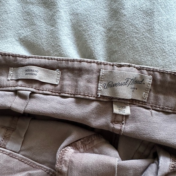 Universal Thread boyfriend cargos - Picture 4 of 4